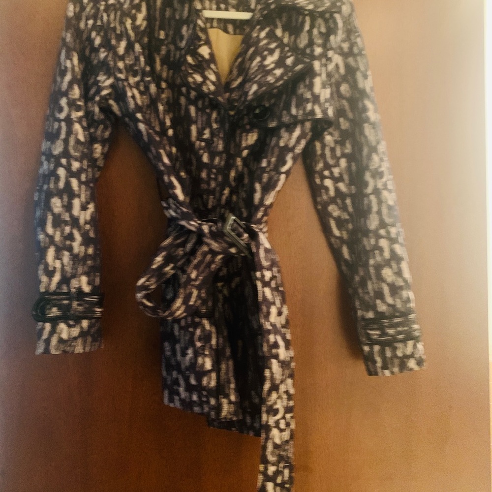 Cache Jacket - Leopard Print - image 3